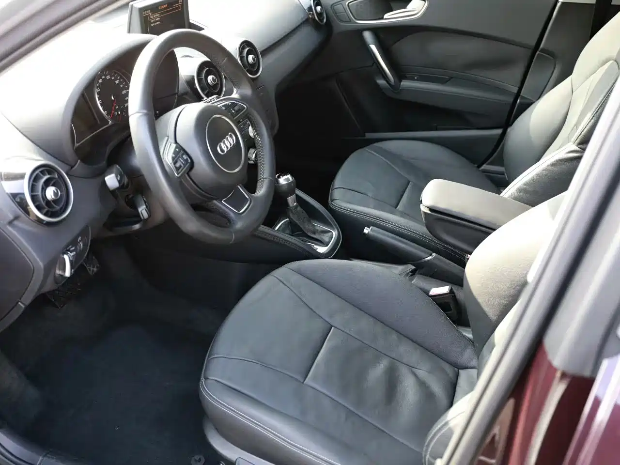 Audi A1 2013 2014 30 TFSI Comfort