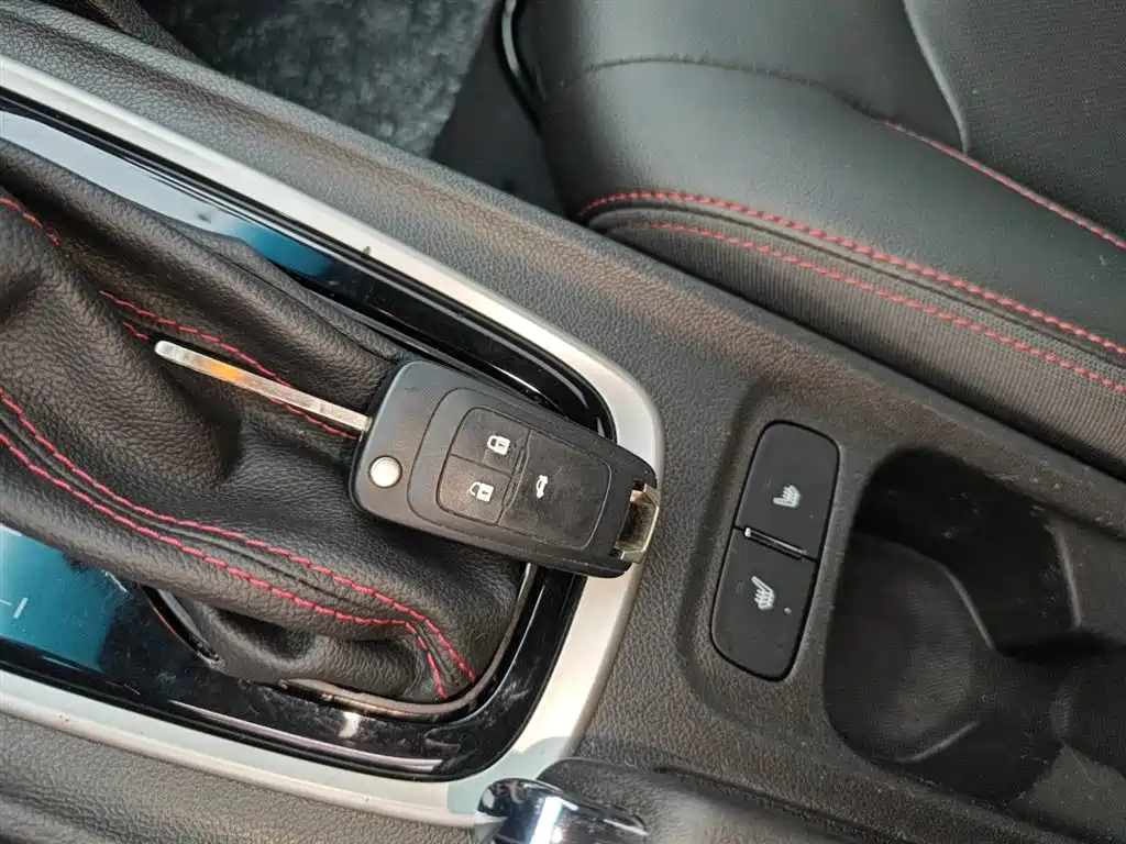Chevrolet Monza 2019 RS 330T Automatic Thrill Edition China VI фото 9