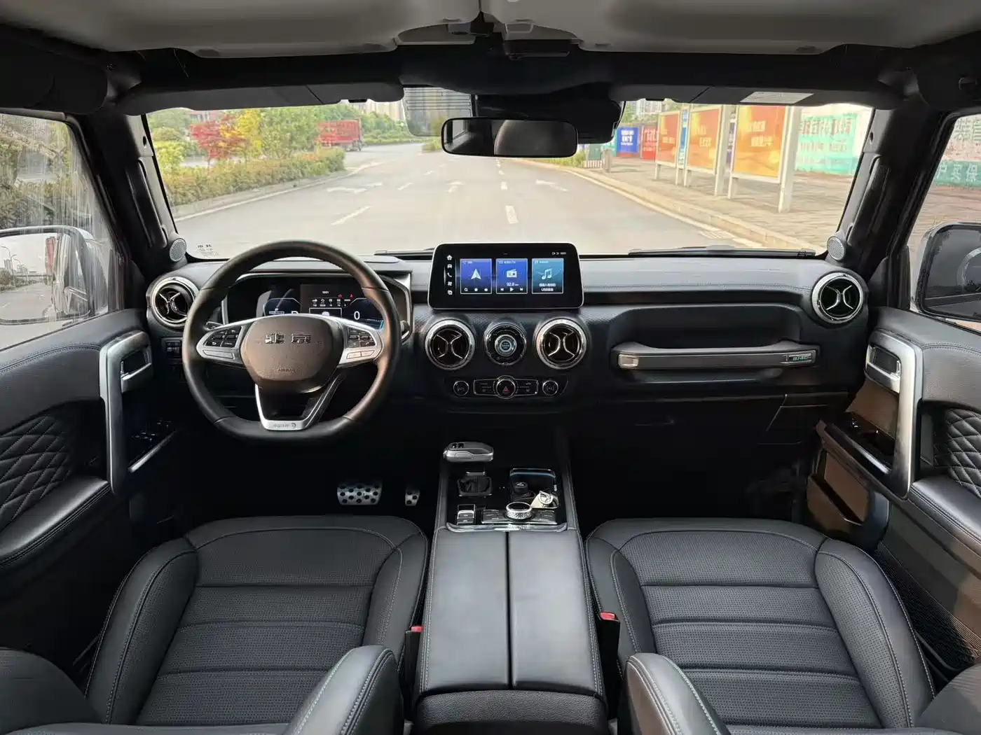 BAIC ORV Beijing Offroad BJ40 2023 2.0T Auto 4WD Urban Hunter Knight Edition фото 5