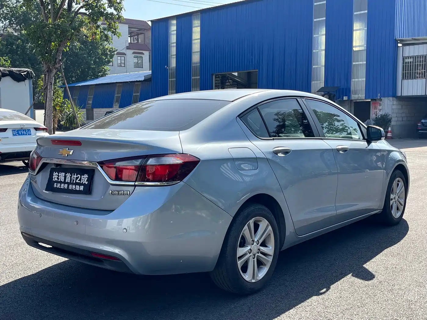 Chevrolet Cruze 2015 1.5L Automatic Fashion Navigation Edition фото 4