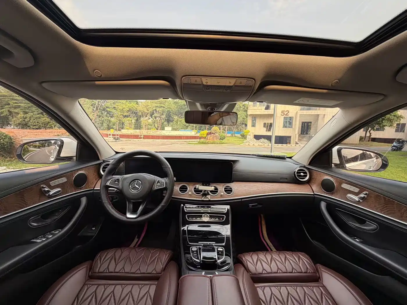 Mercedes-Benz E-Class 2017 E 200 L 4MATIC фото 7
