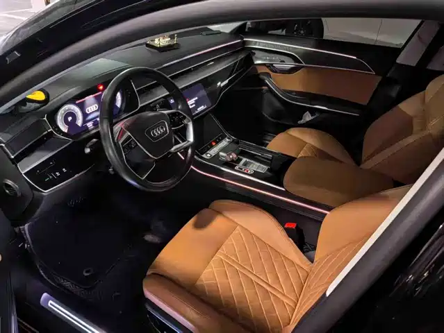 Audi A8 2024 Model A8L 50 TFSI quattro Premium Selection — фото 5