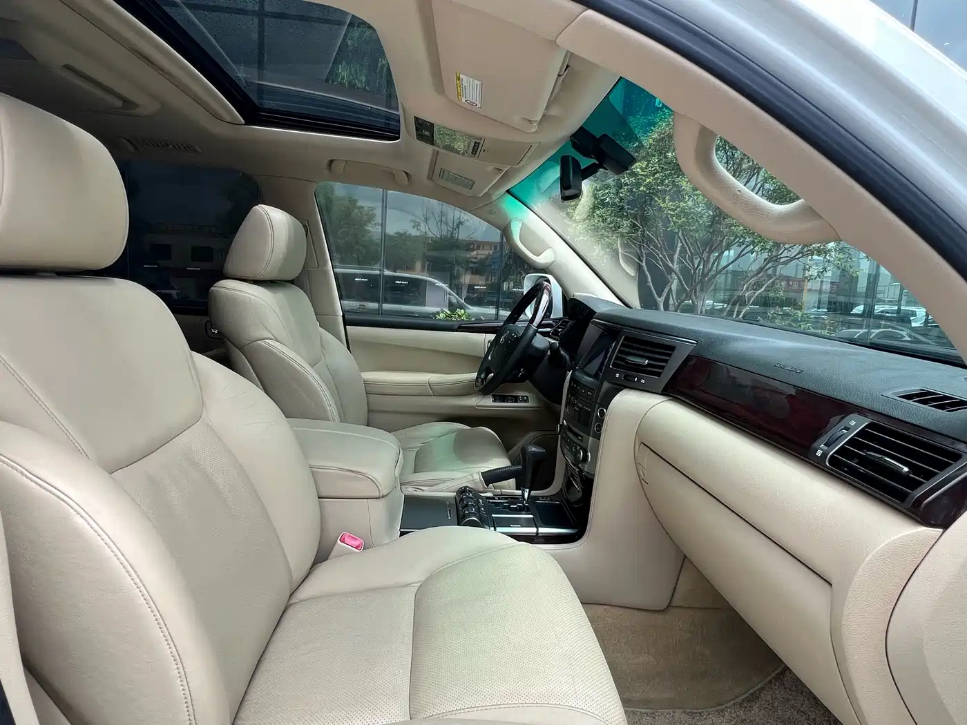 Lexus LX 2011 2009 570