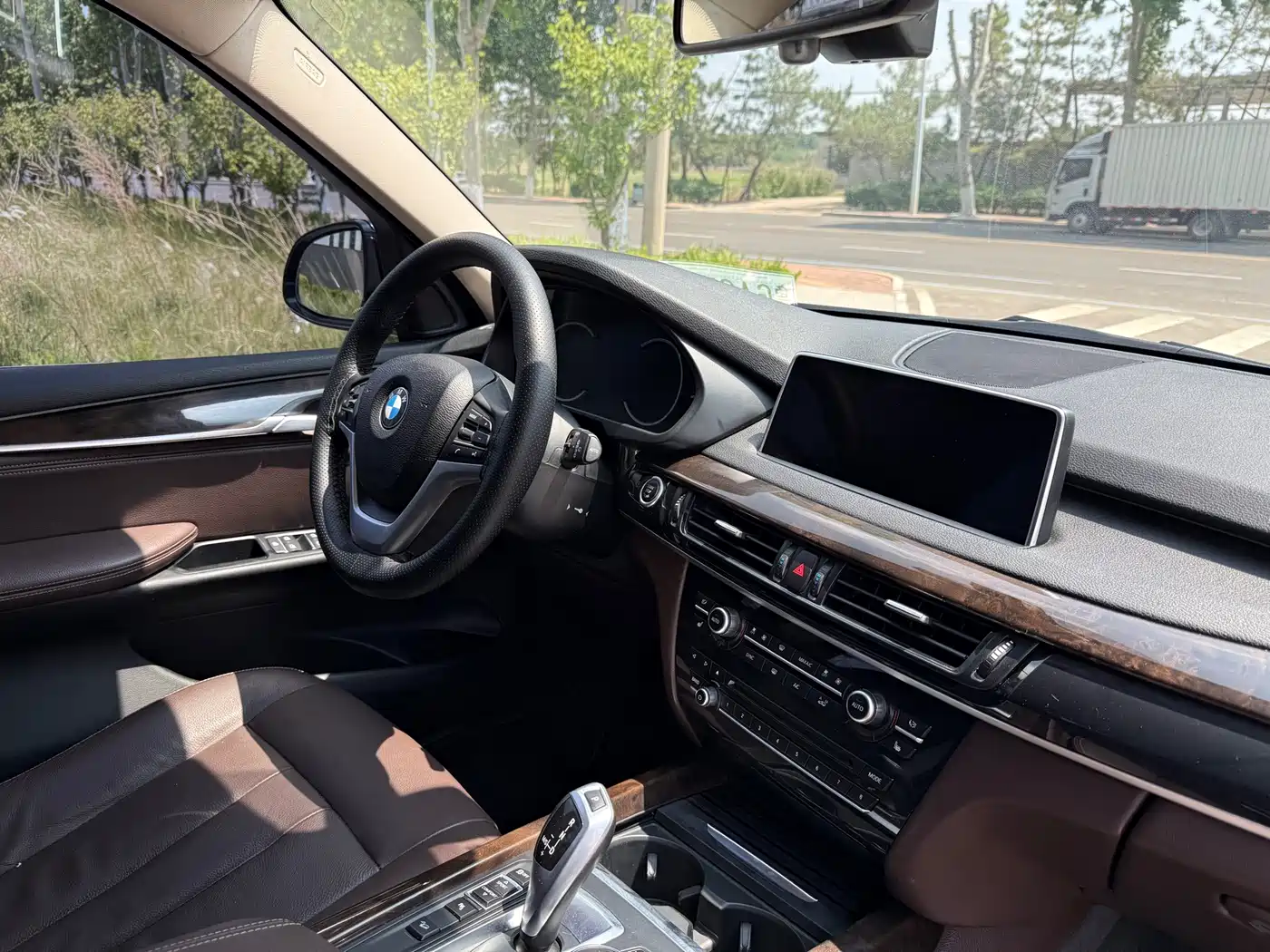 BMW X5 (Import) 2018 xDrive28i фото 6