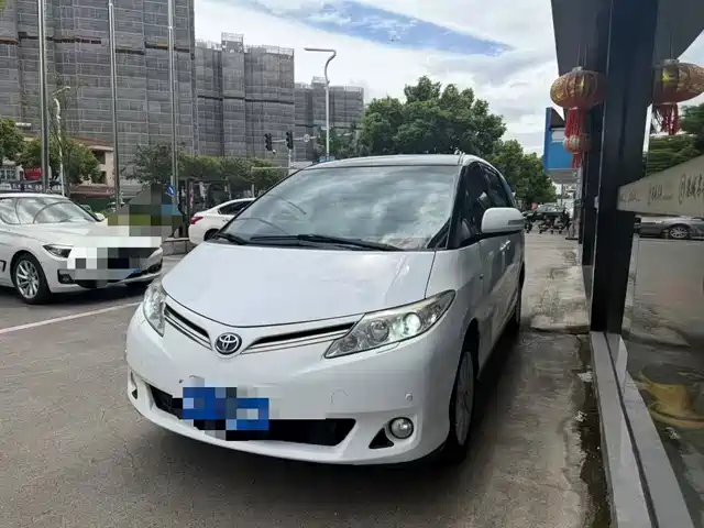  Toyota Previa 2016 Base