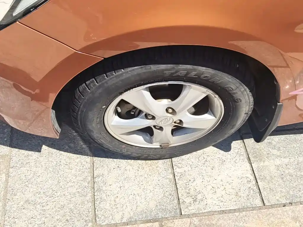 Hyundai Reina 2015 2014 Model 1.4L Automatic GLX