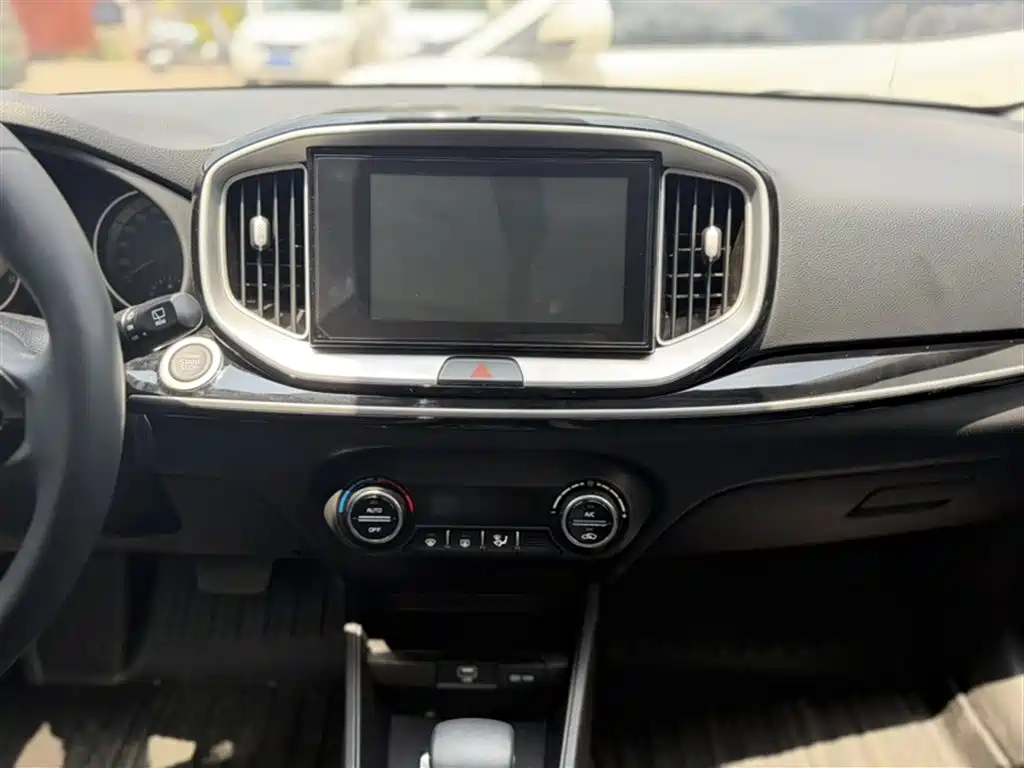Kia KX1 2026 1.4L Sunroof Edition фото 5
