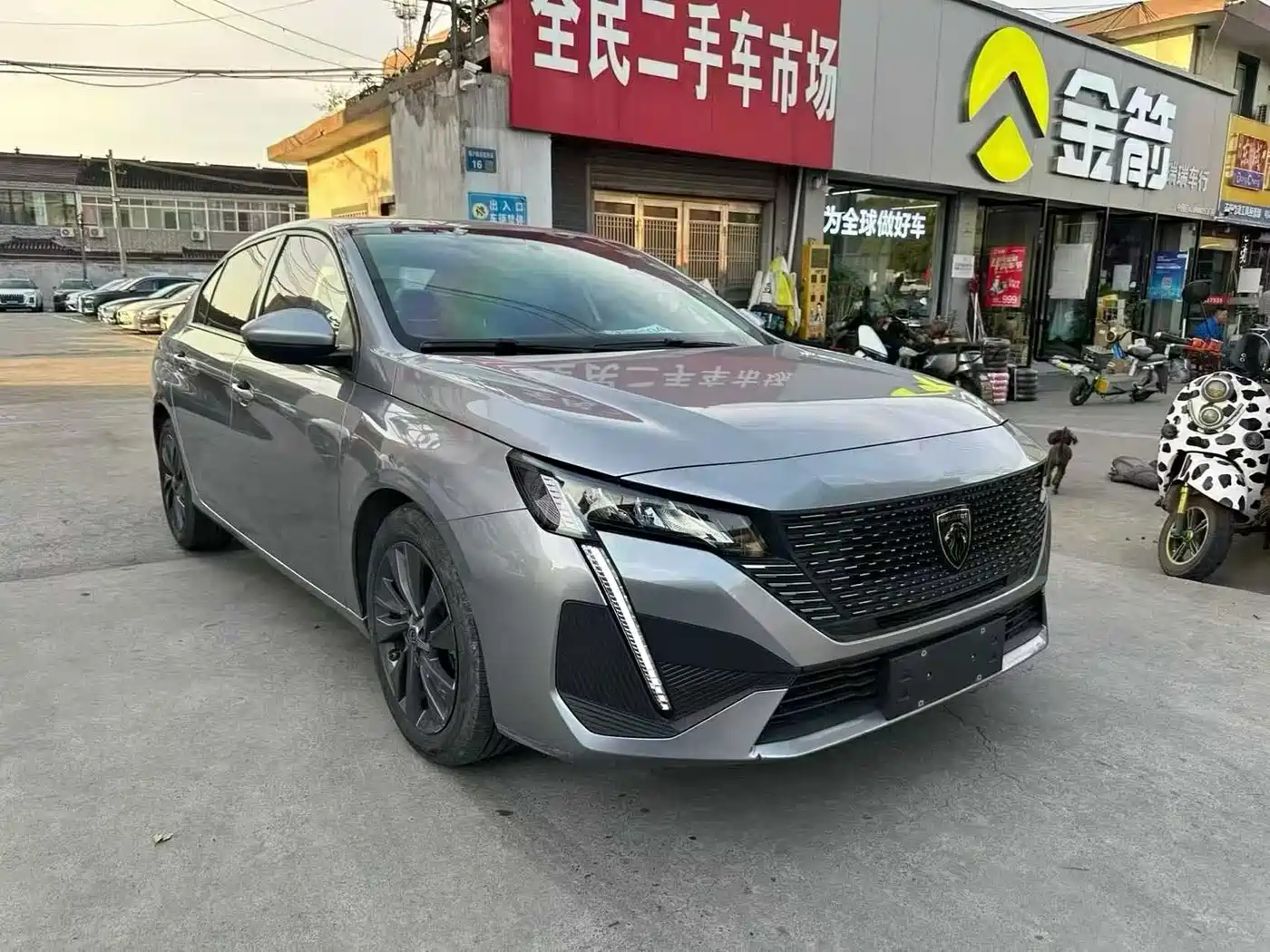 Peugeot 408 2022 1.6T Light Chaser Edition фото 3