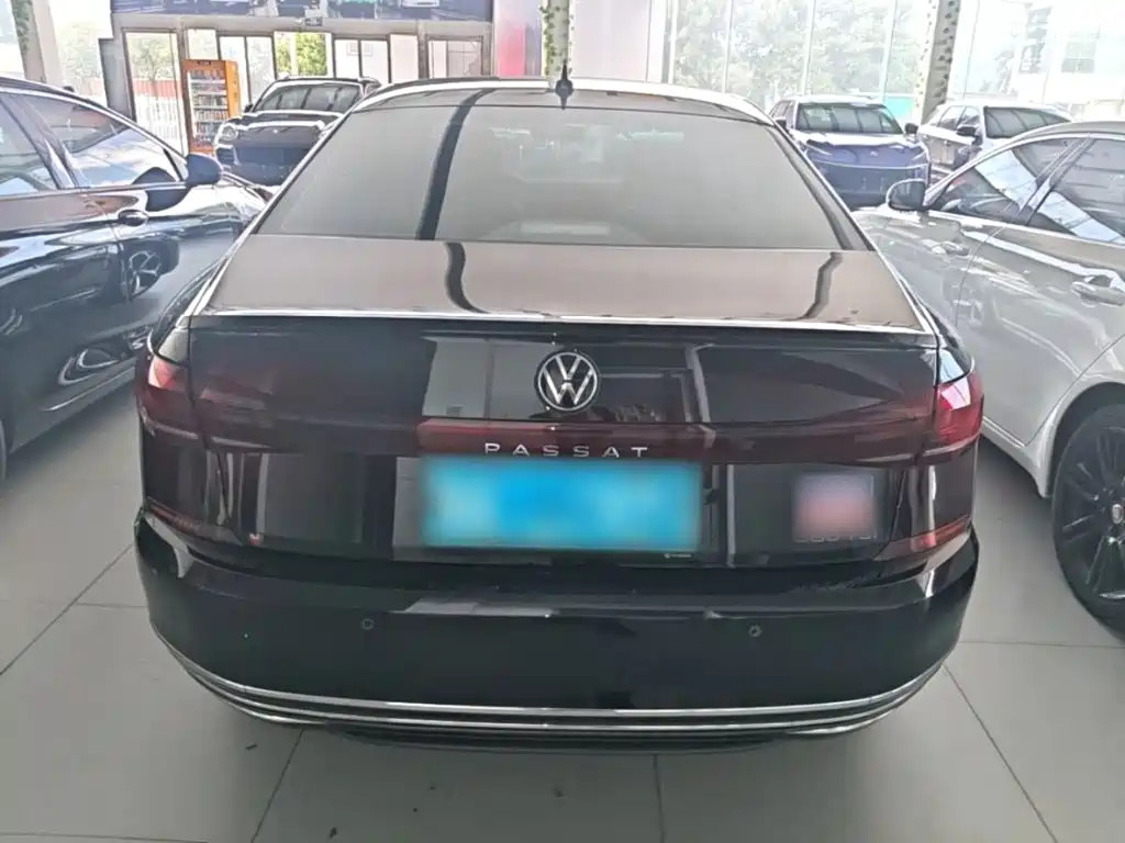 Фото 6 - Volkswagen Passat