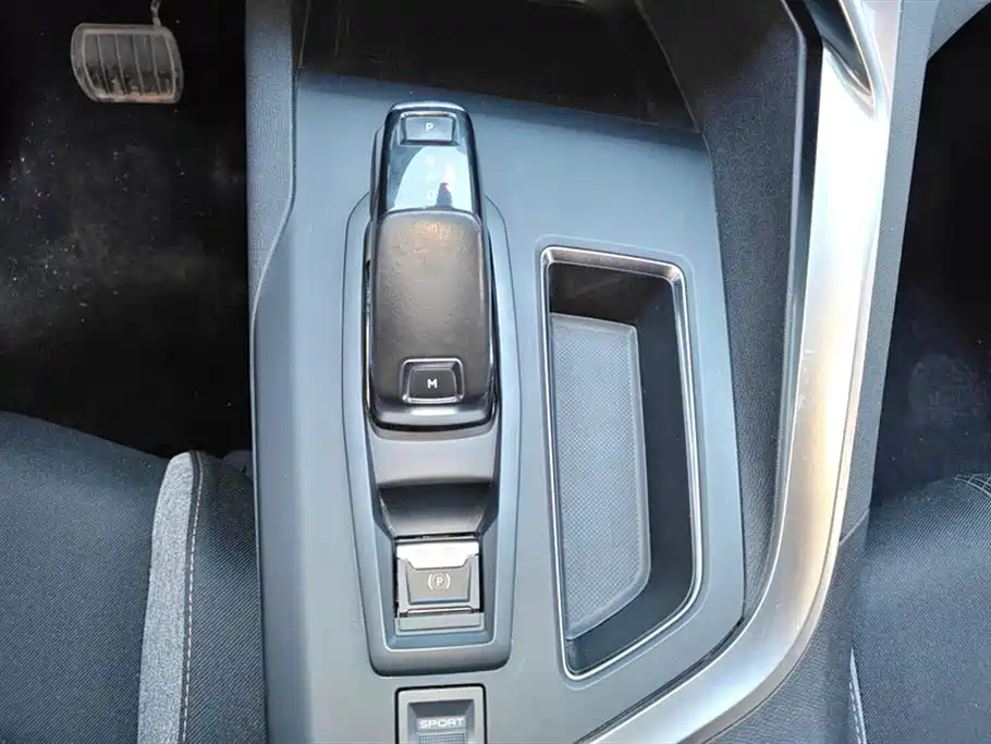 Peugeot 4008 2018 350THP Comfort Edition фото 16