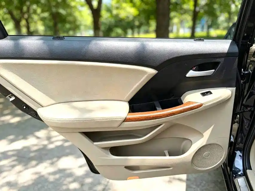 Фото 8 - Honda Odyssey