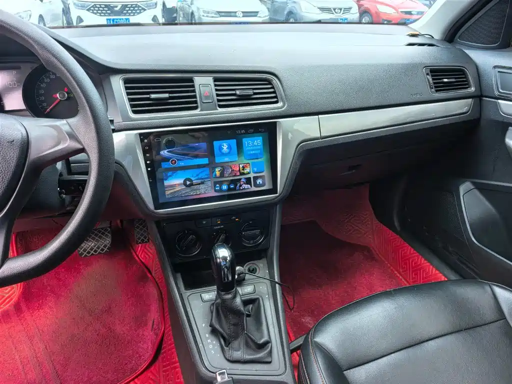 Volkswagen Lavida 2015 1.6L Automatic Trend Edition фото 12