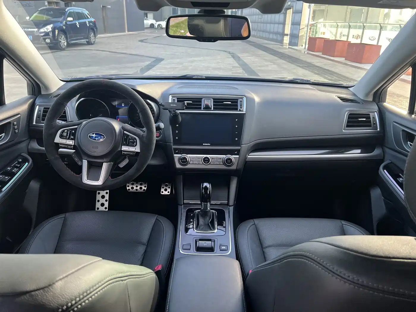 Subaru Legacy 2017 2.5i AWD Glory Edition EyeSight фото 5