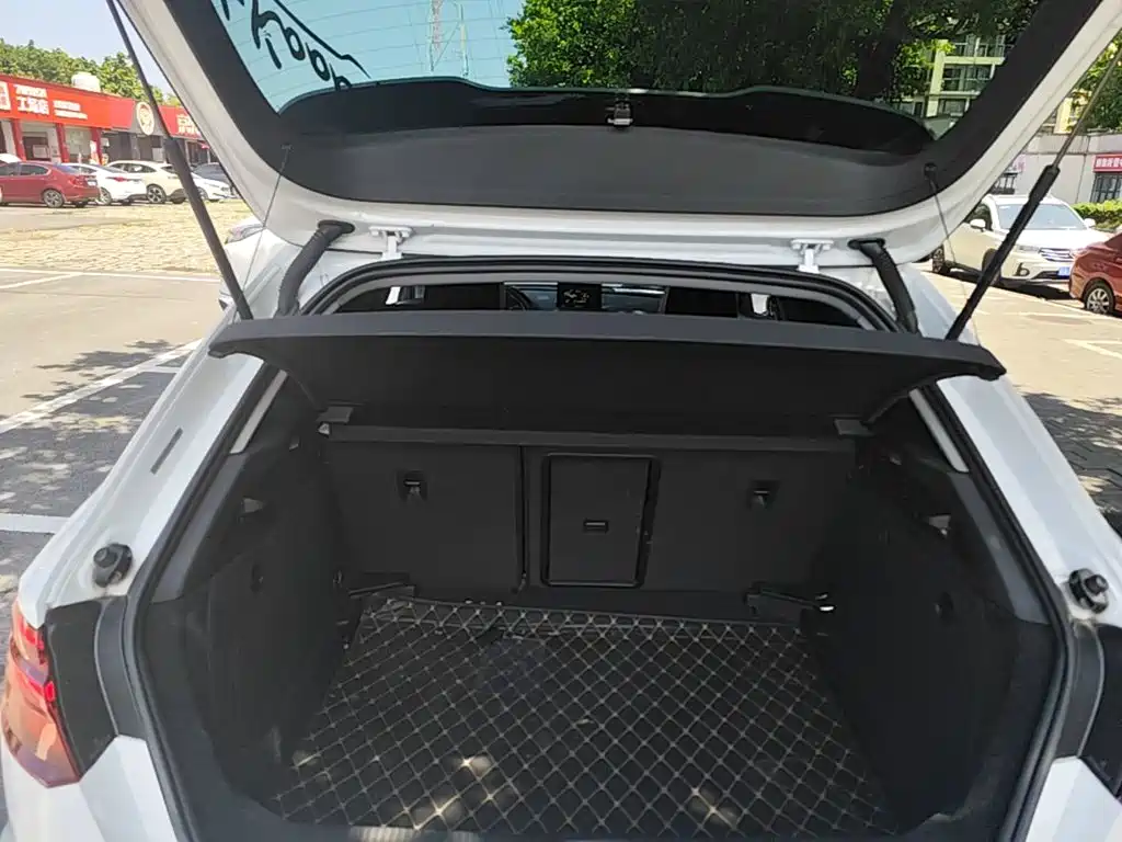 Фото 19 - Audi A3
