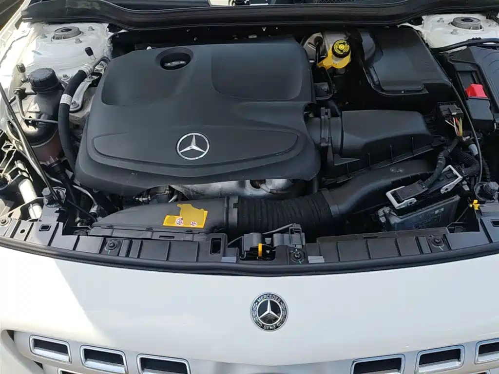 Mercedes-Benz GLA 2017 GLA 200 Dynamic фото 20