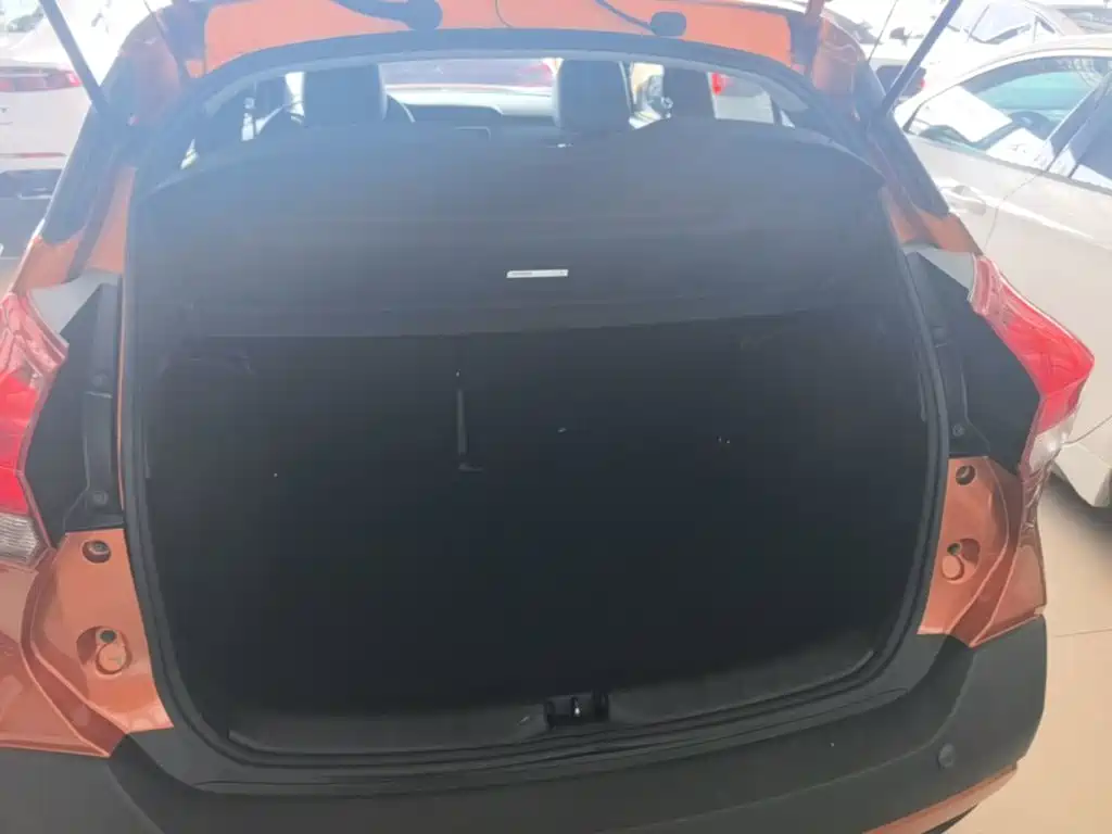 Nissan Kicks 2018 2017 1.5L CVT Smart Edition