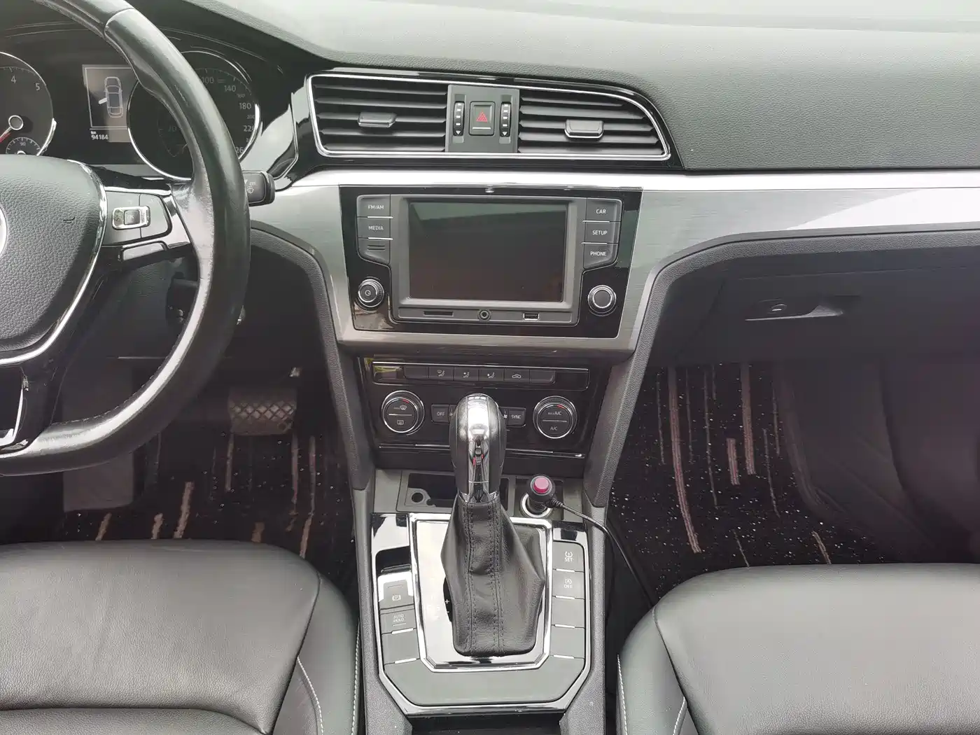 Volkswagen Lamando 2017 280TSI DSG Comfort Edition фото 21