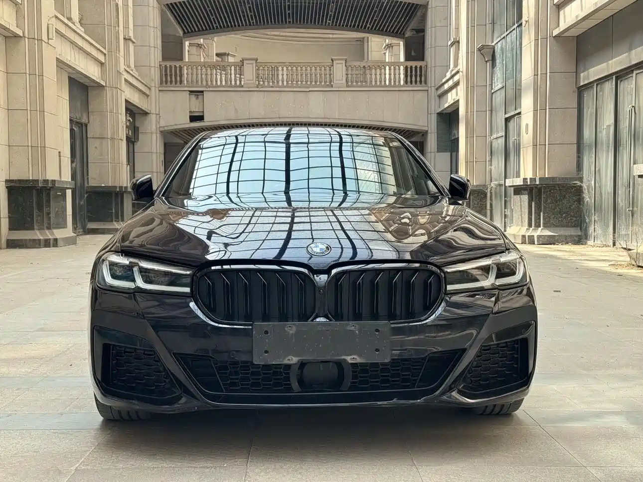 BMW 5 Series New Energy 2022 Facelift II 535Le Pioneer Edition M Sport Package фото 3