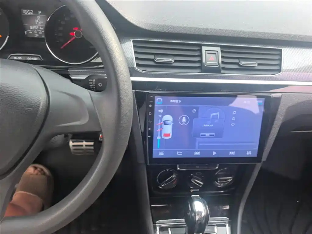 Volkswagen C-TREK 2017 1.6L Automatic Comfort фото 10