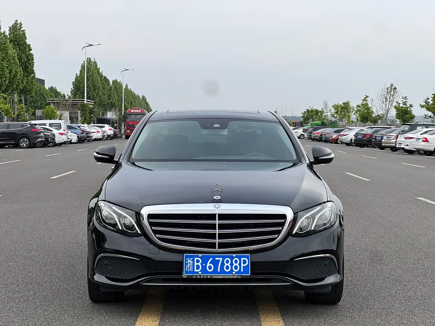 Mercedes-Benz E-Class 2016 E 200 L