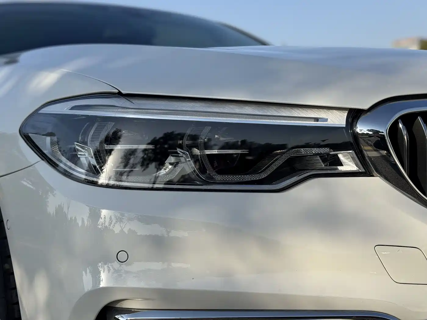 BMW 5 Series New Energy 2020 530Le Range Upgrade Pioneer Edition фото 34