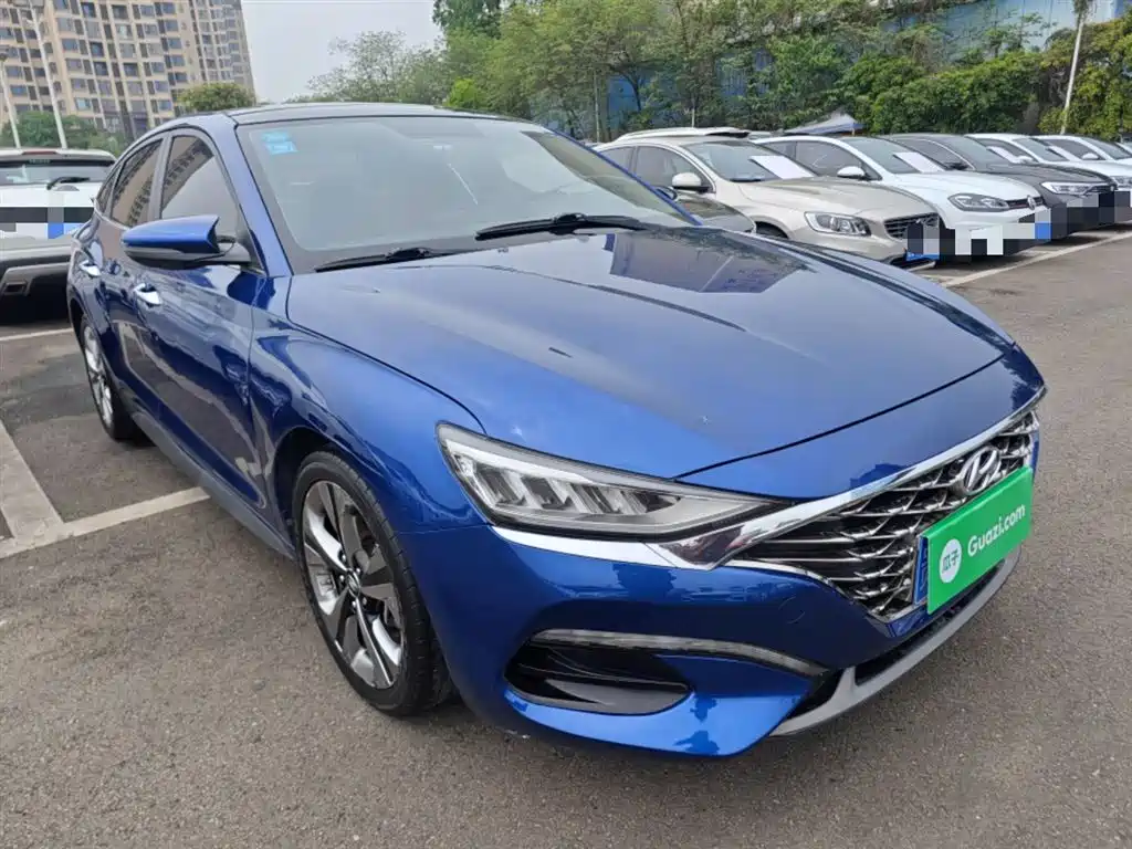 Hyundai Fista 2019 280TGDi Sport Edition China VI фото 4
