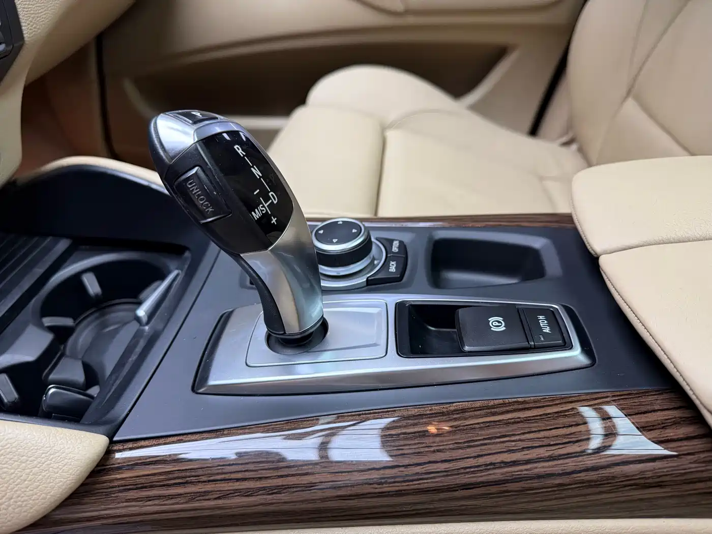 BMW X6 2012 xDrive35i фото 12