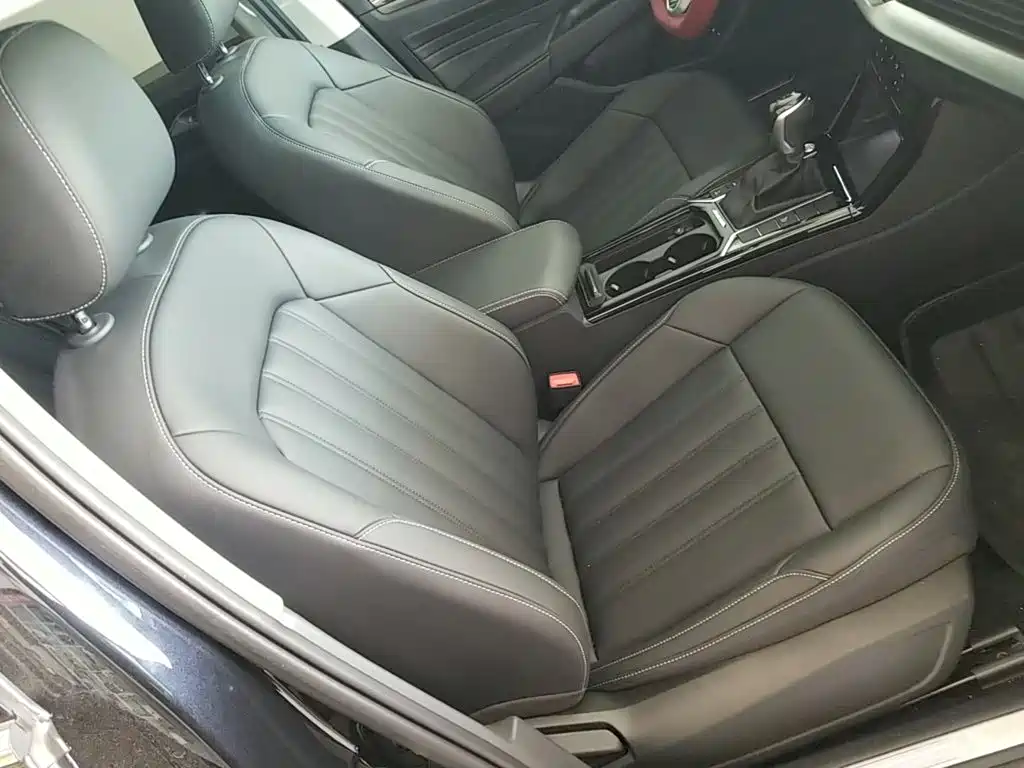 Volkswagen Passat New Energy 2025 2025 430PHEV Hybrid Business Edition