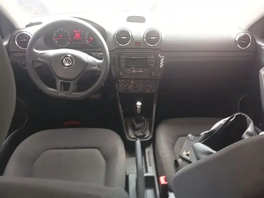 Volkswagen Jetta 2017 1.5L Automatic Fashion фото 10