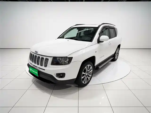 Jeep Compass (Import) 2015 2.0L 2WD Luxury