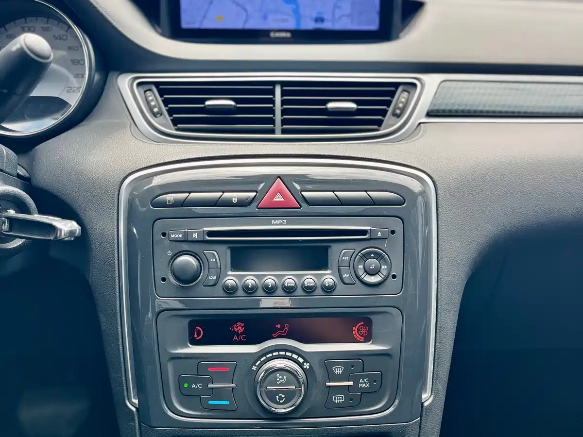 Peugeot 308 2014 2013 Model 1.6L Automatic Trend Style