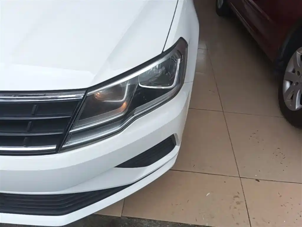 Volkswagen Jetta 2017 1.5L Automatic Fashion фото 24