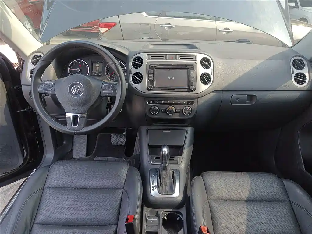 Volkswagen Tiguan 2013 1.8TSI Automatic 2WD Luxury Model фото 6