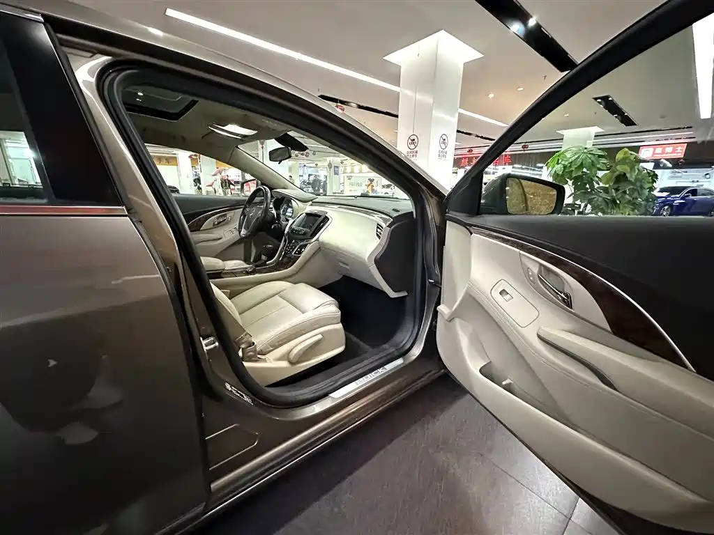 Buick LaCrosse 2013 2.4L SIDI Leading Comfort фото 23