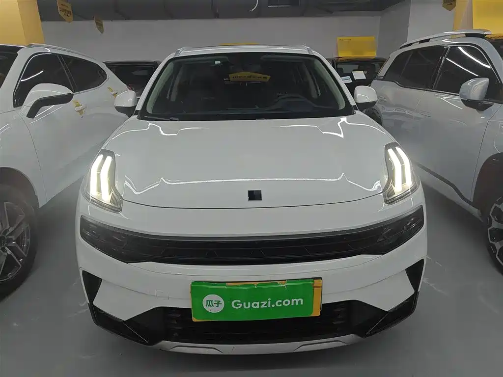 Lynk & Co 06 EM-P 2020 PHEV Plus фото 3