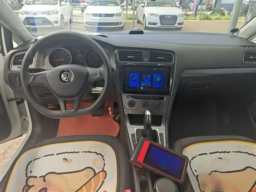 Volkswagen Golf 2016 1.6L Automatic Fashion фото 5