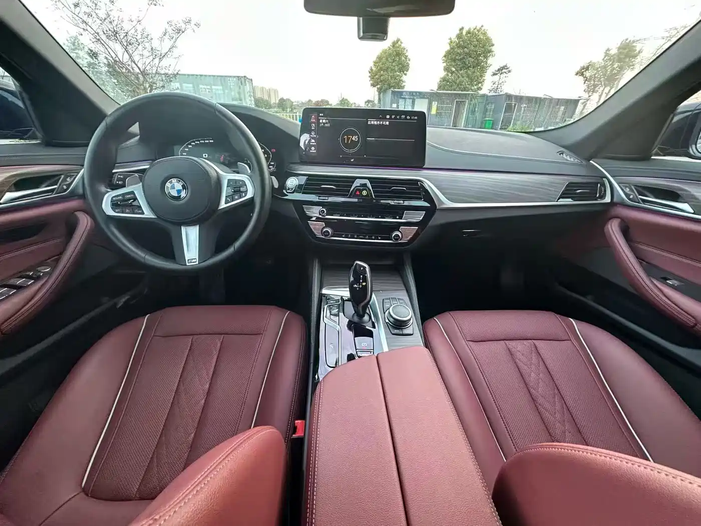 BMW 5 Series 2022 Model Second Facelift 530Li Leading M Sport Package фото 5