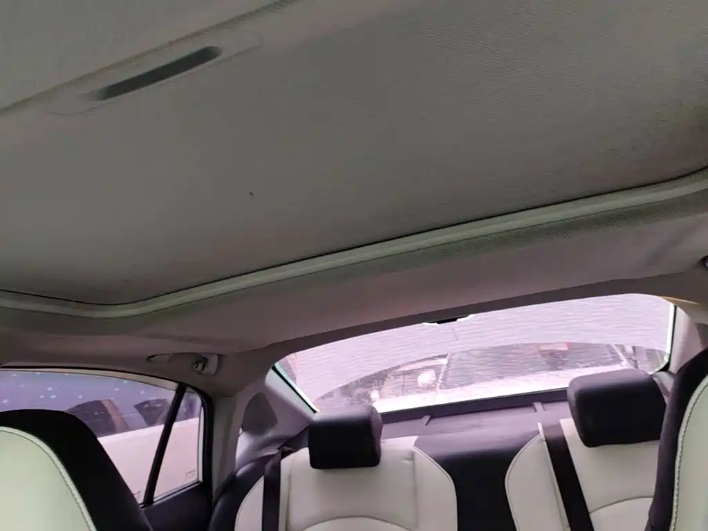 Soueast V5 Lingzhi 2019 2017 1.5L Manual Premium