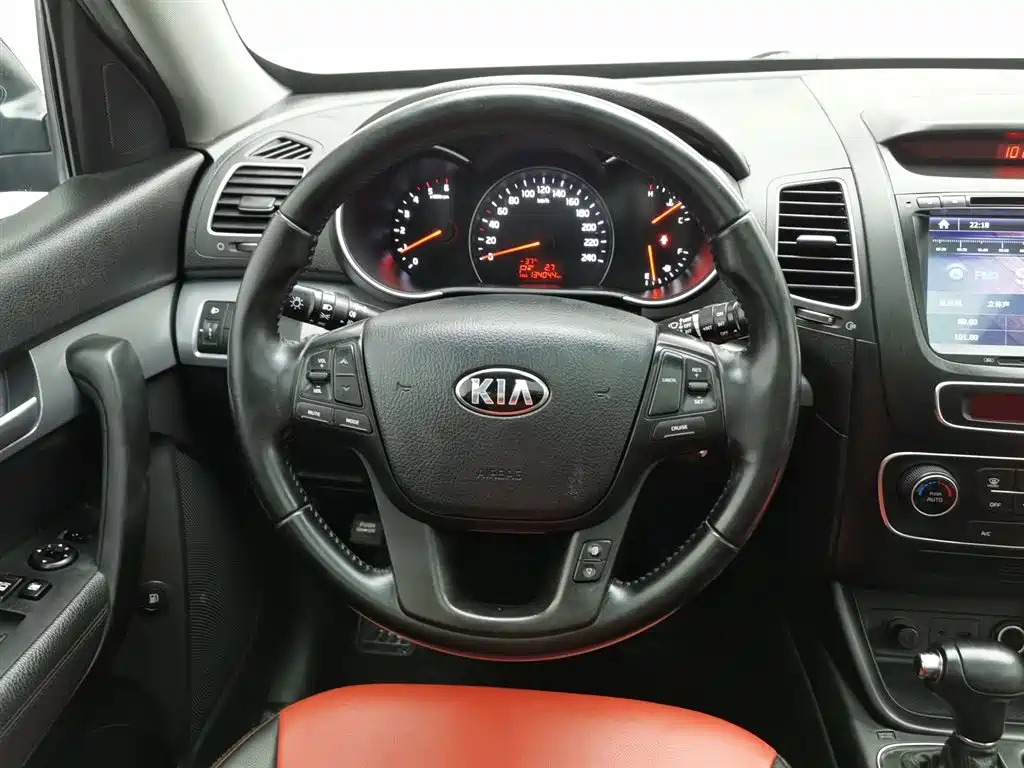 Kia Sorento 2013 2.2T 5-seat Diesel Comfort Edition фото 11