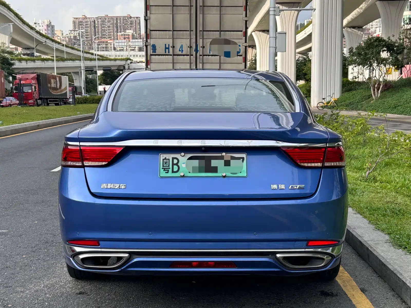 Фото 5 - Geely Borui