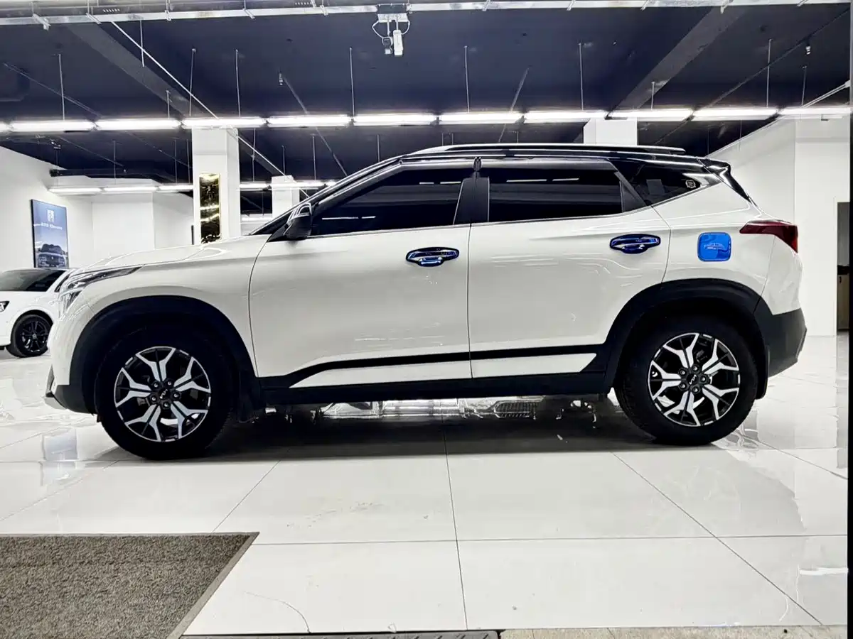 Kia KX3 Smart Run 2021 1.5L CVT Fashion Edition фото 3