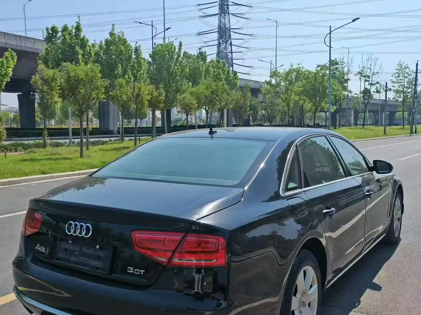 Audi A8 2011 A8L 3.0 TFSI quattro Comfort (245kW) фото 5