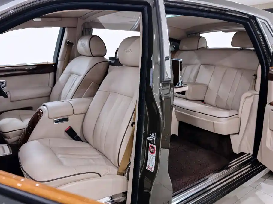 Rolls-Royce Phantom 2013 2013 6.7L Extended Wheelbase (EWB)