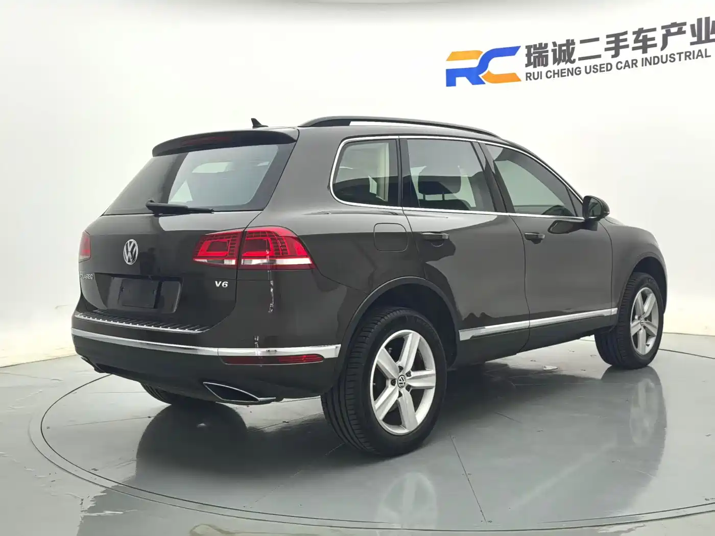 Volkswagen Touareg 2018 2017 3.0TSI Explorer Edition