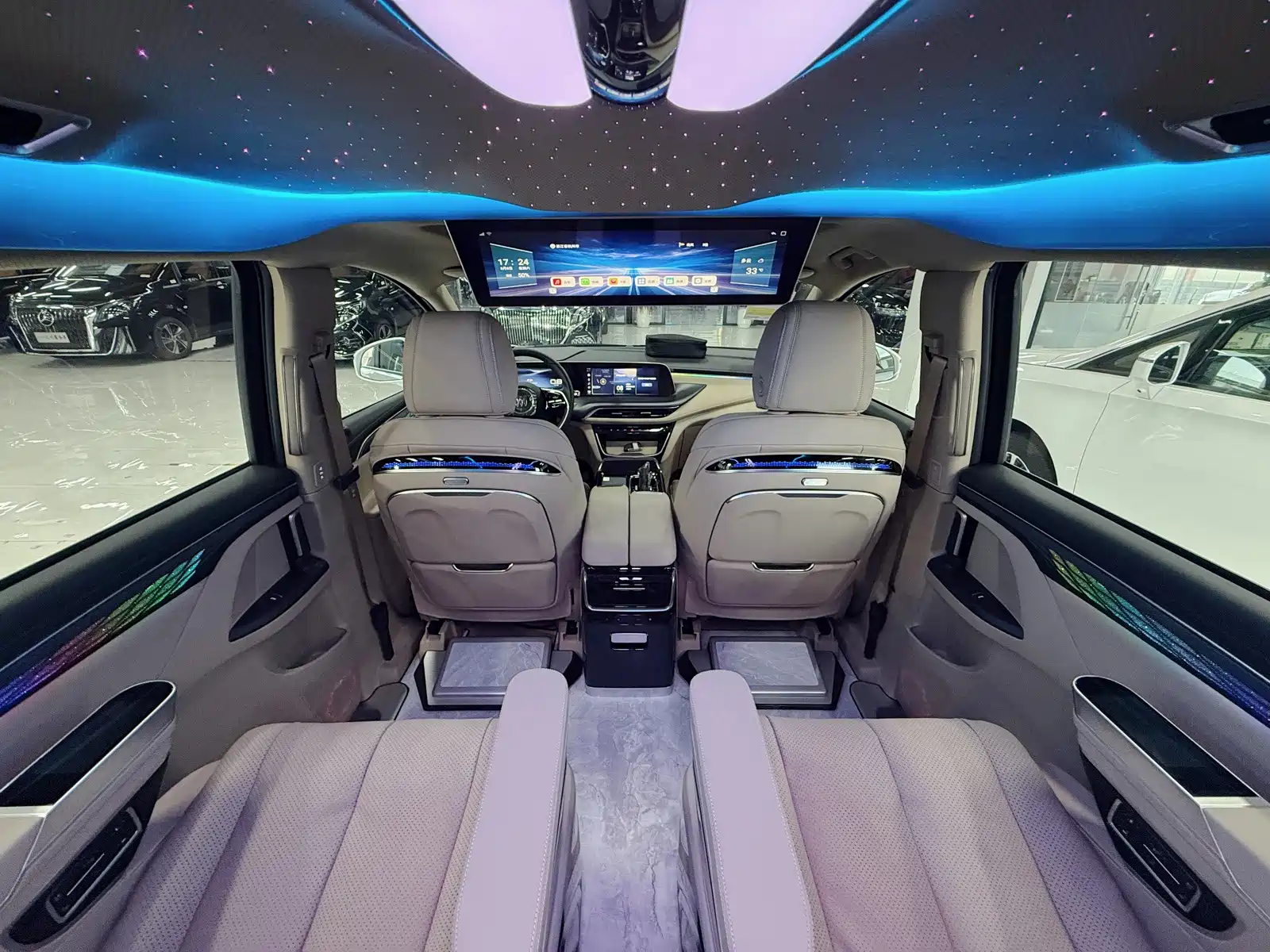 Фото 7 - Buick GL8