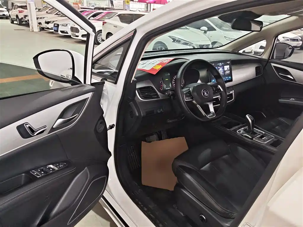 BYD Song MAX 2021 Upgrade 1.5T Automatic Premium Edition 6-Seater фото 16
