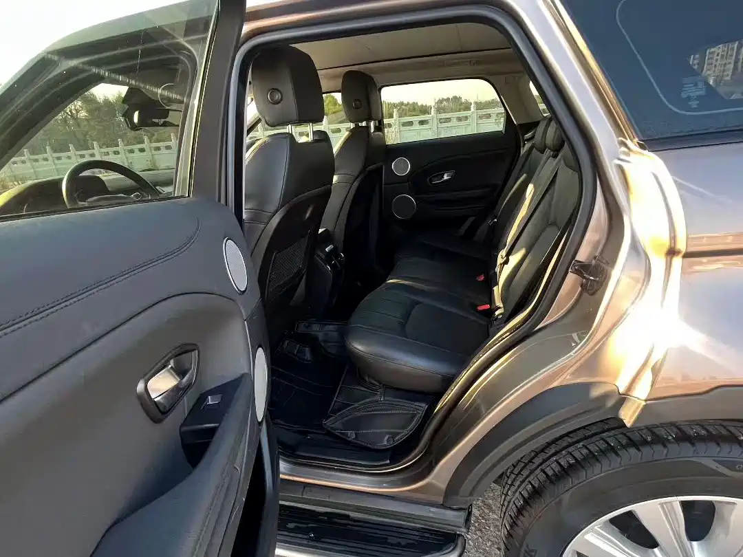 Land Rover Range Rover Evoque 2018 240PS SE Smart Edition фото 8