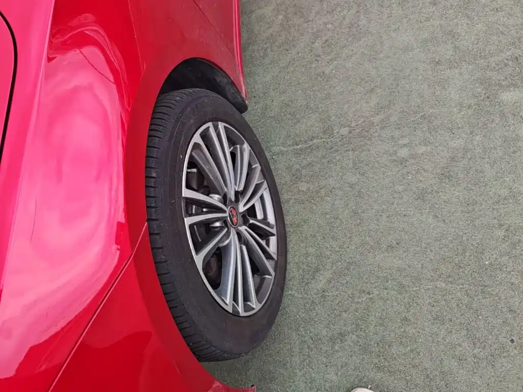 Roewe i6 2019 2020 PLUS 1.6L CVT 4G Connected Glory Flagship Edition