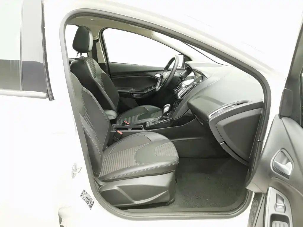 Photo 23 - Ford Focus