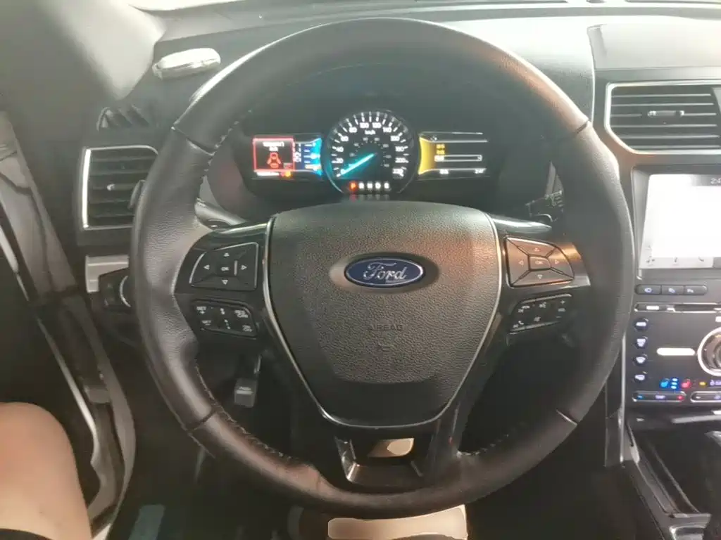 Ford Explorer (Import) 2018 2017 2.3T Elite Edition